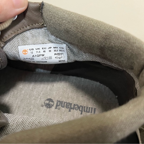 SOLD Timberland Newport Bay 2.0 Canvas Chukka Boot - Picture 13 of 16